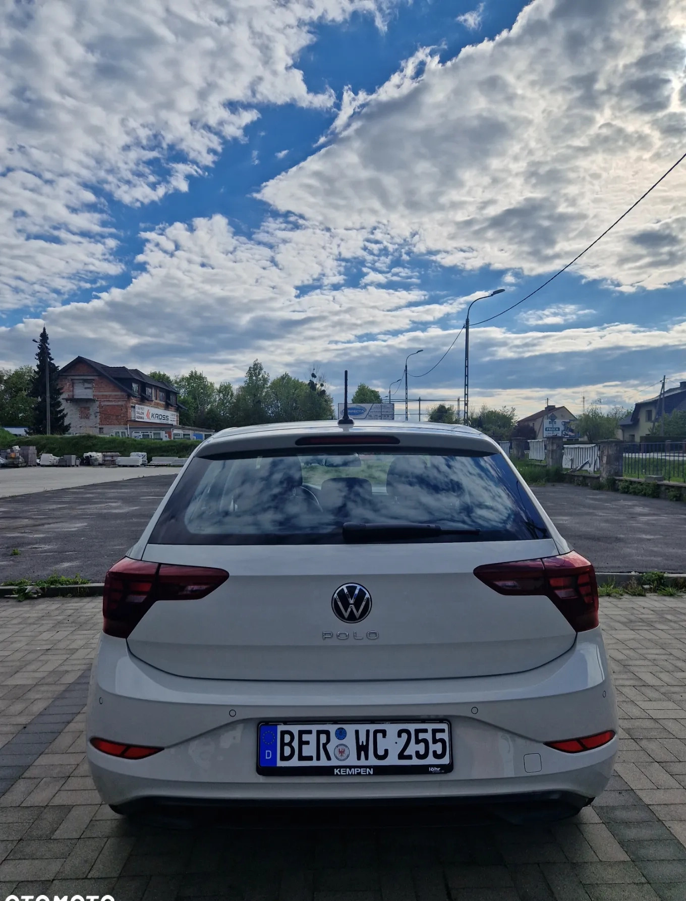 Volkswagen Polo cena 62990 przebieg: 12595, rok produkcji 2022 z Krapkowice małe 137